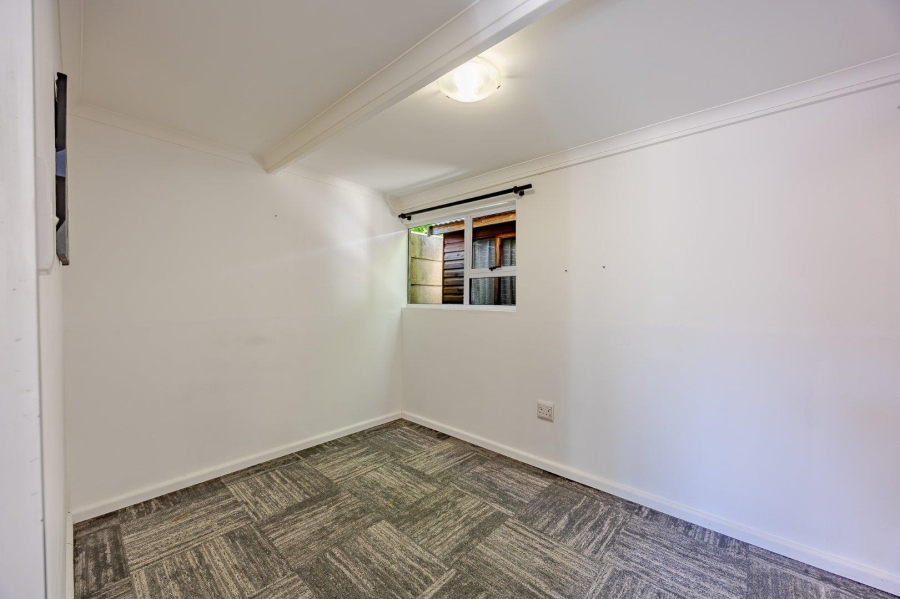 4 Bedroom Property for Sale in Kirstenhof Western Cape